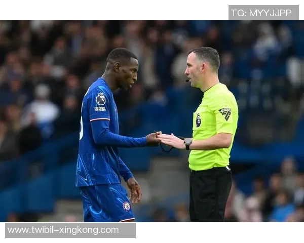 晚旗报：养伤期间，马杜埃凯和厄德高建立了深沉的友谊